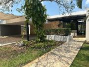 CASA EN VENTA DE UNA PLANTA EN PRIVADA LA REJOYADA, MÉRIDA