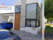 CASA EN VENTA DE UNA PLANTA EN RESIDENCIAL FRESNOS