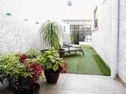 CASA EN VENTA DE UNA SOLA PLANTA A UNOS PASOS DE AVENIDA...