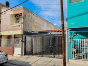 Casa en VENTA de una sola Planta, Circunvalación...