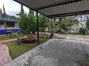 Casa en venta de una Sola Planta con Jardín y...