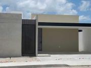 CASA EN VENTA DE UNA SOLA PLANTA, CONKAL