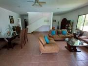 Casa en Venta dentro de Club de Golf la Ceiba con vista...