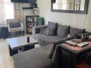 Casa en venta dentro de coto cercana a Av. Artesanos a...