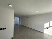 Casa en venta dentro de coto cercana a Av. Tonalá