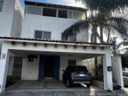 CASA EN VENTA DENTRO DE COTO EN BONANZA RESIDENCIAL,...