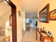 Casa en venta dentro de coto en Real del Valle