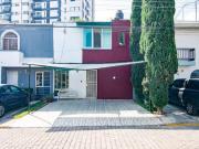 Casa en Venta dentro de coto en Santa Elena Alcalde,...