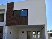 Casa en venta dentro de Frac privado Plan de Ayala zona...