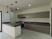 Casa en venta dentro de Fracc privado bosques de la...