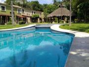 Casa en condominio privado con 3 recámaras en venta en...