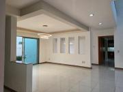 CASA EN VENTA DENTRO DE JARDÍN REAL