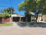 Casa en venta dentro de los 4 Bv. – Reconquista