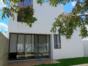 Casa en Venta dentro de Privada con Amenidades, ubicada...