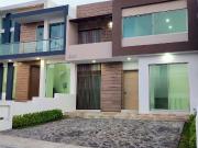 Casa en VENTA dentro del Fracc. LomAlta, Tres Marías en...