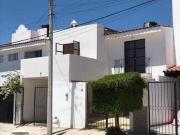 Casa en VENTA dentro del fraccionamiento Colonial Guanajuato