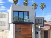 CASA EN VENTA Dirección: Geiser Colonia: Colinas de Agua... CASA EN VENTA Dirección: Geiser Colonia: Colinas de Agua...