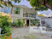 Casa En Venta Dividida en DOS APARTAMENTOS, Los...