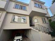 Casa en venta. Doble seguridad