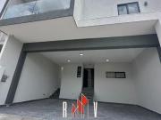 CASA EN VENTA DOMINIO CUMBRES