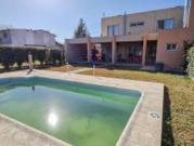 Casa en venta, dos dormitorios. Jardín, pileta y...