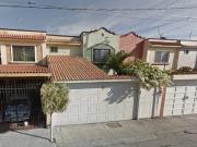 CASA EN VENTA ECONOMICA, PROPIEDAD ADJUDICADA Paseo Jdn....