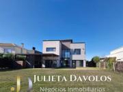 Casa en Venta El Canton Barrio Puerto