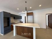 Casa en venta el Fracc. La Finca con recámara en planta baja