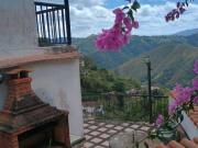 Vendo casa 308m2 Los Robles 6680