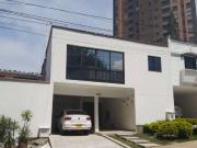 CASA EN VENTA EL POBLADO