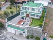 CASA EN VENTA EMBAJADA AMERICANA