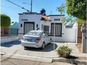 Casa en venta en 5 de Septiembre, Irapuato, Guanajuato