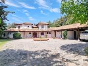 Casa en Venta en A pasos de Colegio San Felipe Diácono