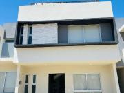 Casa en Venta en Abi? Zapopan Jalisco