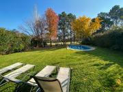 Casa en venta en Abril Club De Campo fondo golf 6...