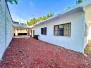 Casa en venta en Acapatzingo, Cuernavaca, Morelos