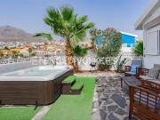 Casa en venta en Adeje, San Eugenio Alto. Casas.