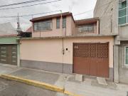 Casa en venta en Agrícola Oriental, Iztacalco en calle...
