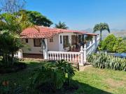 casa en venta en aguacatal. Cod V108241