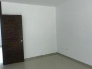 CASA EN VENTA EN AGUASCALIENTES AL SUR PONIENTE EN COTO...