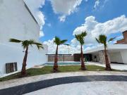 CASA EN VENTA EN AGUASCALIENTES ZONA CALICANTOS EN...