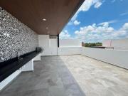 CASA EN VENTA EN AGUASCALIENTES ZONA CALICANTOS JACARANDAS