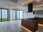 Casa en venta en Ahuatepec, Cuernavaca, Morelos