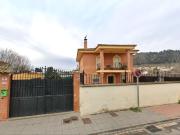 Casa en venta en Albolote. Casas.