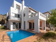 Casa en venta en Albolote. Gran Casa en Urbanización El...