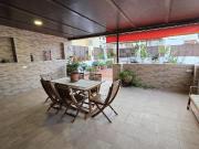 Casa en venta en Alcalá de Guadaira, La Paz. Casa de una...