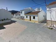 Casa en venta en Alcaucín. AMPLIA CASA ADOSADA EN...