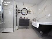 Casa en venta en Alcázar de San Juan. Espectacular Casa...