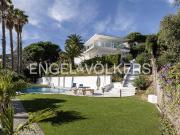 Casa en venta en Alella. Exclusiva casa en Alella con...