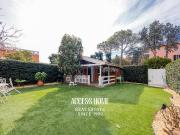 Casa en venta en Alella. Gran casa a la venta en el...